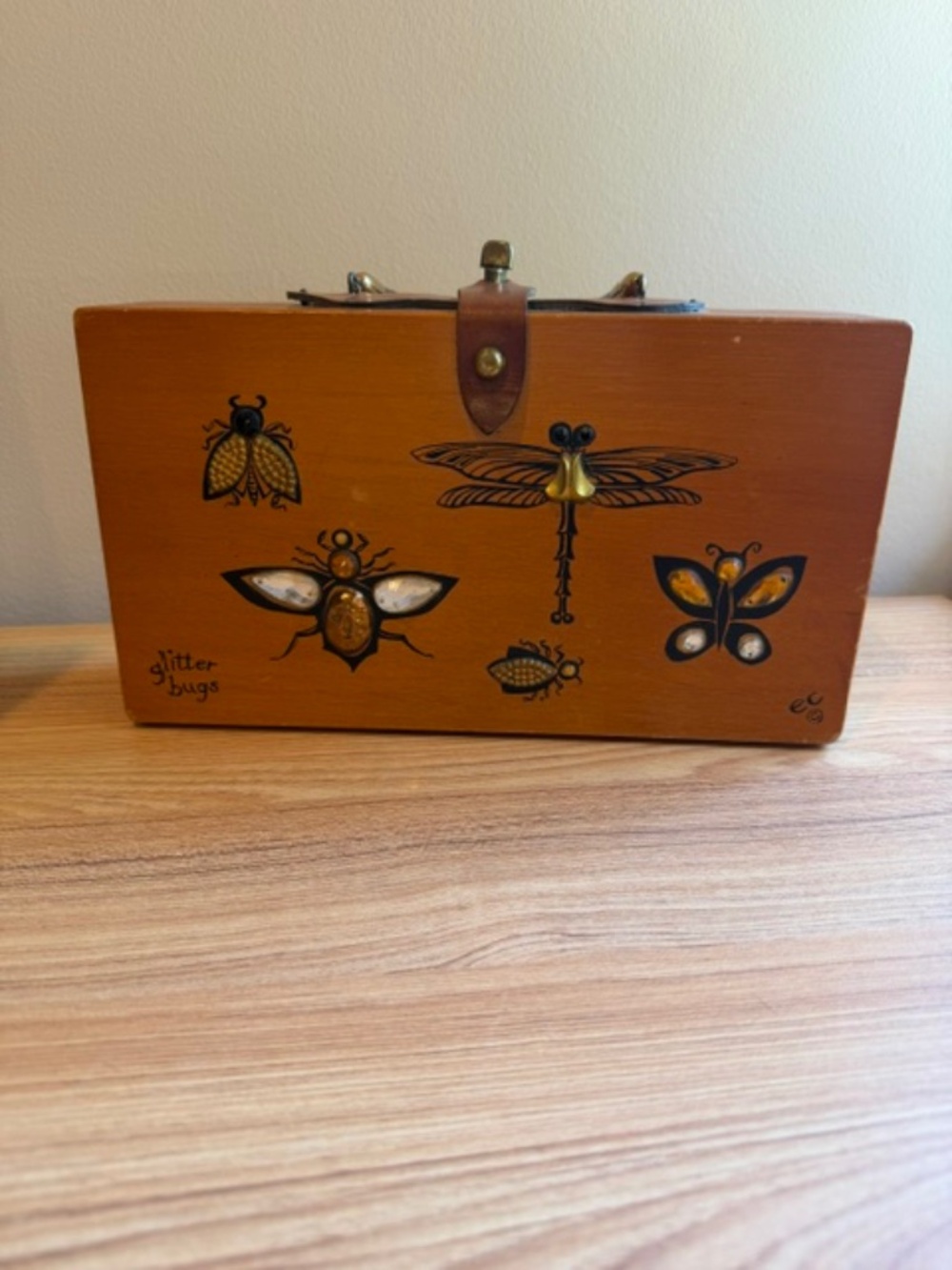 Enid Collins “Glitter Bugs” Vintage Wooden Box Purse Collectible Handbag